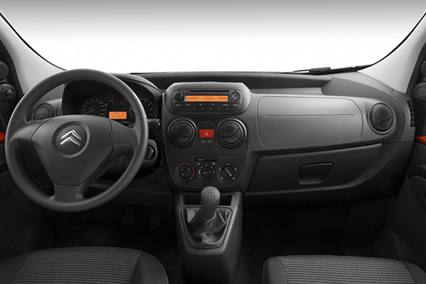 https://wcar.sets.lv/cars/Citroen/Nemo Multispace/1f1cf11a0eb39889f428638bc7a2a3d7.jpg